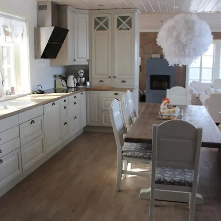 Torshaug 4 Bedroom 高尔